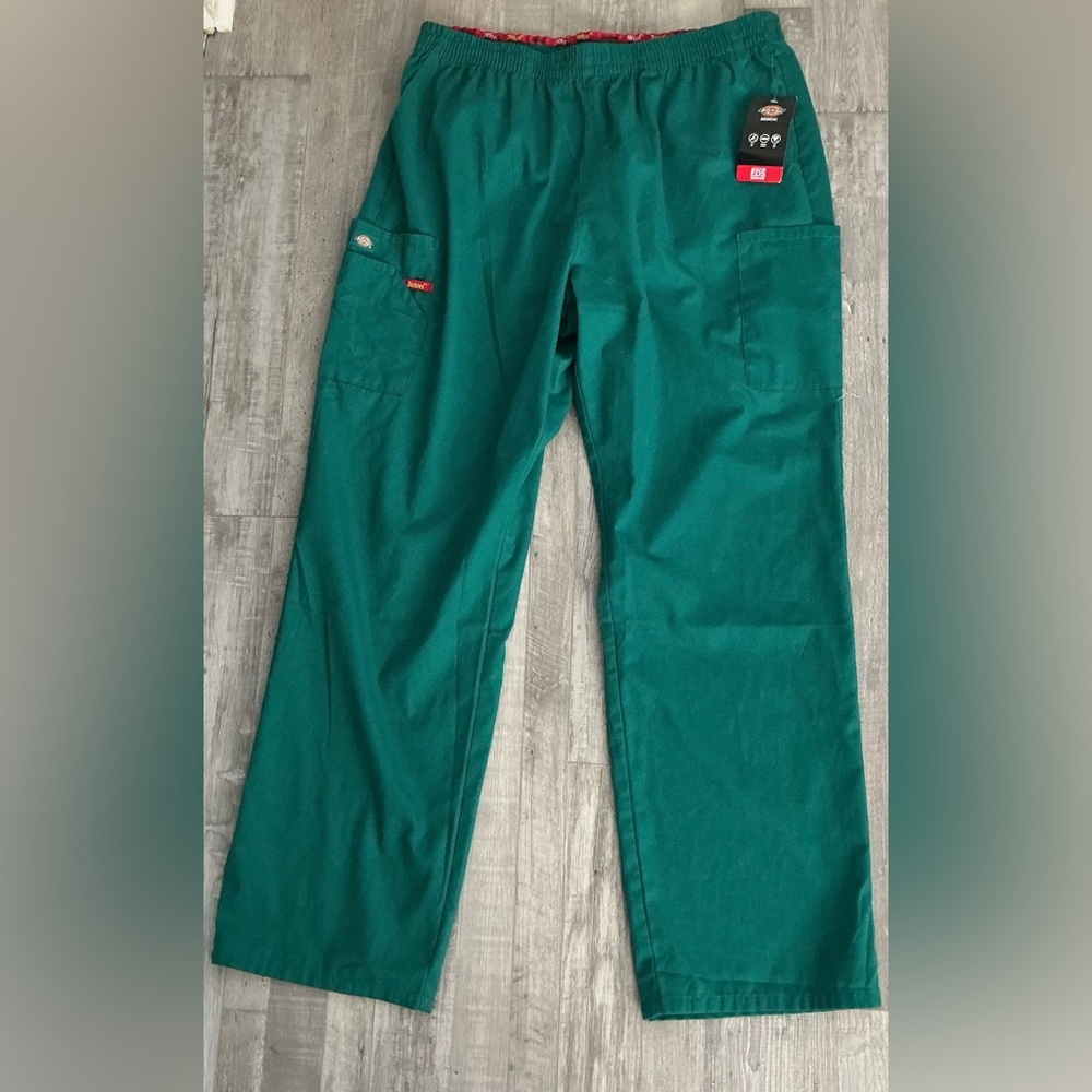 Dickies EDS Signature Cargo Scrub Pants🇺🇸 - Picture 2 of 7